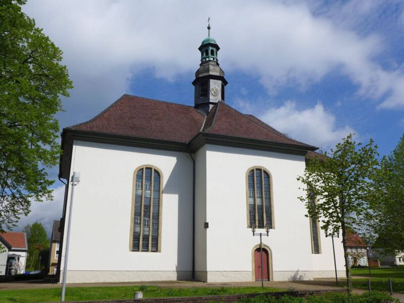 1702 geweihte Kirche St. Andreas in Seesen. Foto Dr. Klaus George.JPG