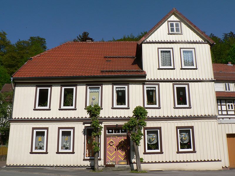 Wohnhaus (19. Jh.) der 1657 erstmals urkundlich erwähnten Obermühle © Dr. Klaus George